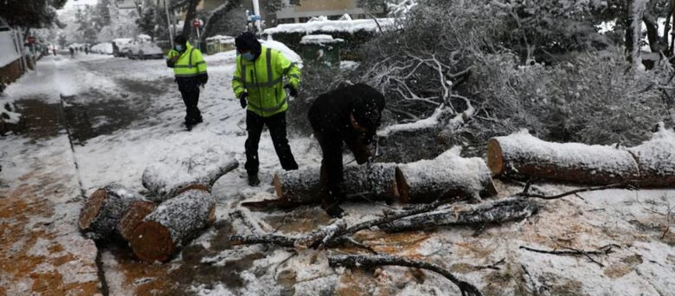 Περίπου 700 σπίτια παραμένουν χωρίς ρεύμα στην Αττική - Πότε θα αποκατασταθούν